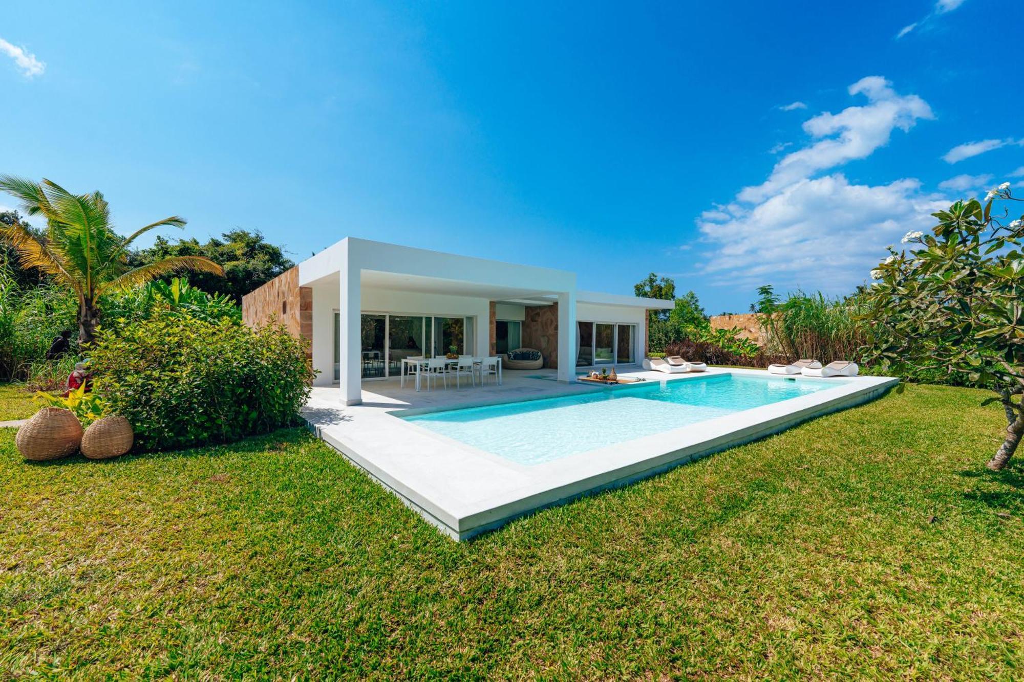 Ycona Luxury Resort Uroa Buitenkant foto